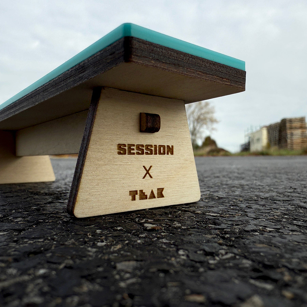 Teak Ramp Teak Tuning Fingerboard Ramp - The Bench w/ Acrylic Surface – The Vault ...