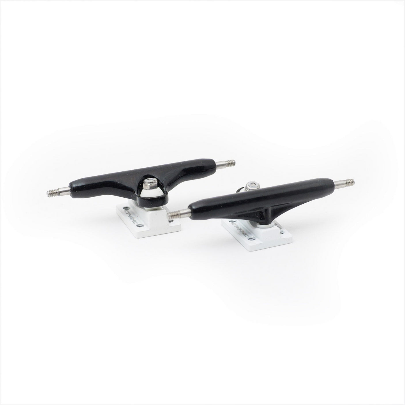 Dynamic Fingerboard Special Edition V2 Trucks - 32mm