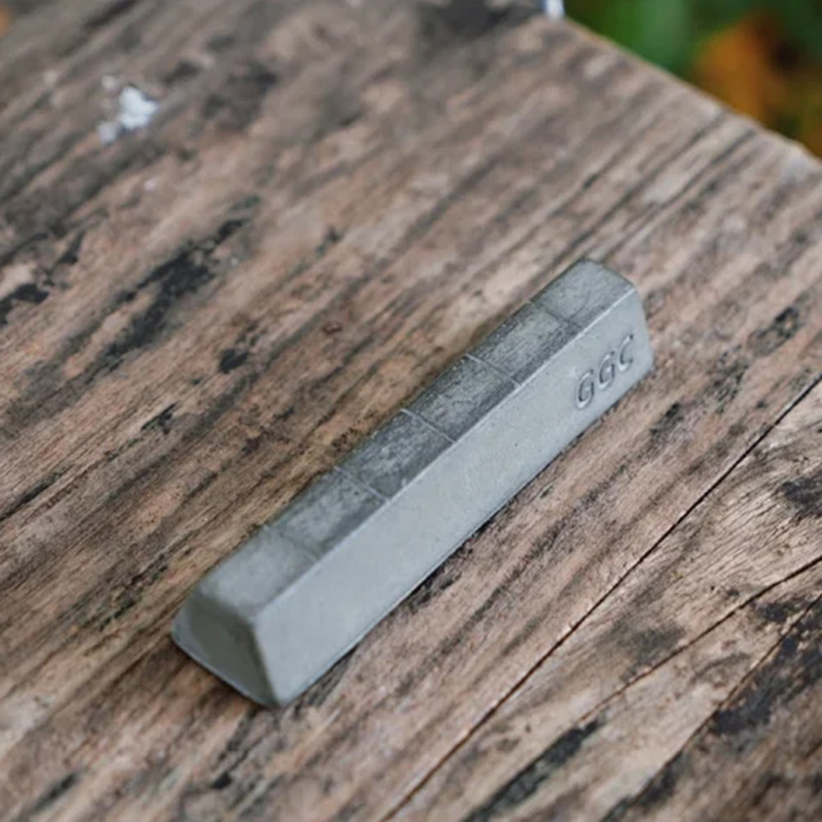 GGC Fingerboard Ramp - Pocket Concrete Curb