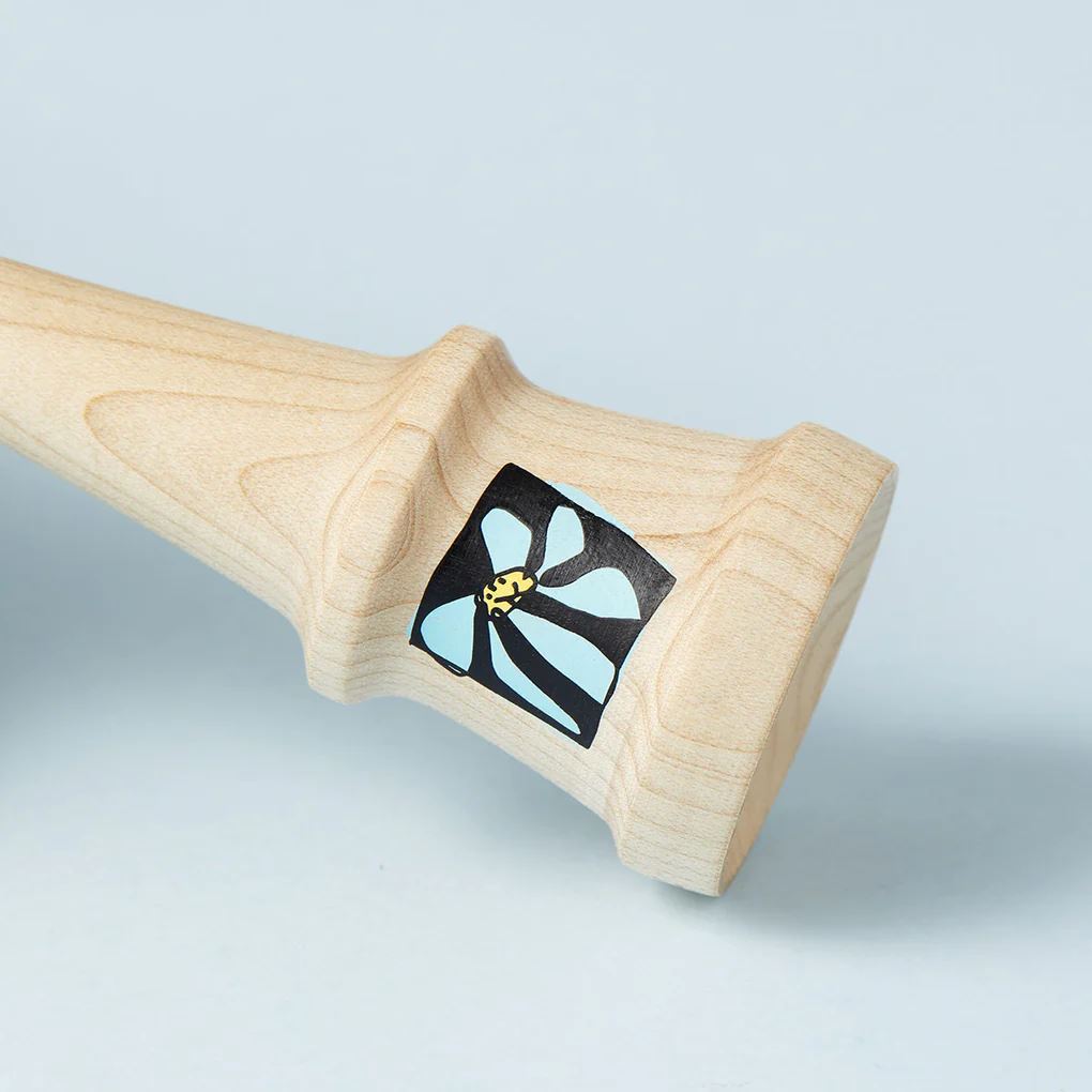 Krom Yua Signature Kendama