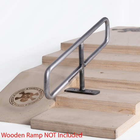Grind Right Round Gap To Rail Fingerboard Rail