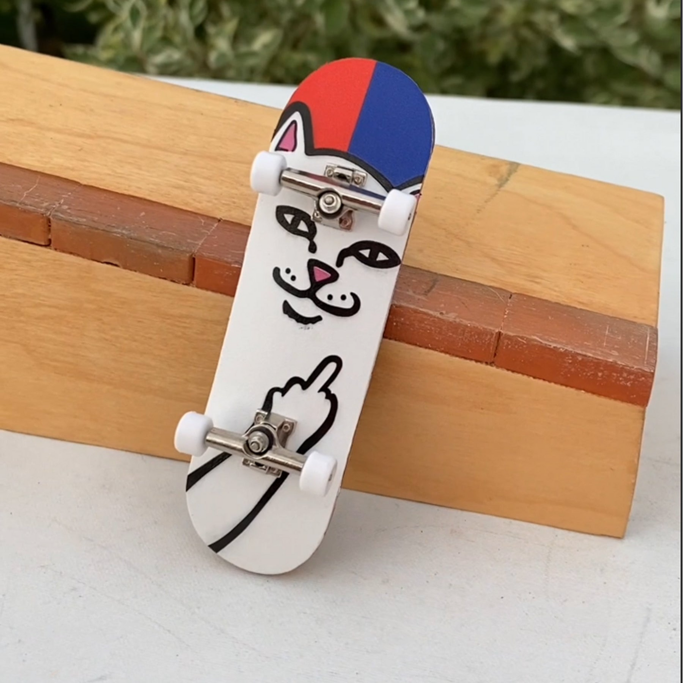 RIPNDIP Fingerboard Complete - Lord Nermal – The Vault Fingerboards RIPNDIP Fingerboard Complete - Lord Nermal – The Vault Fingerboards