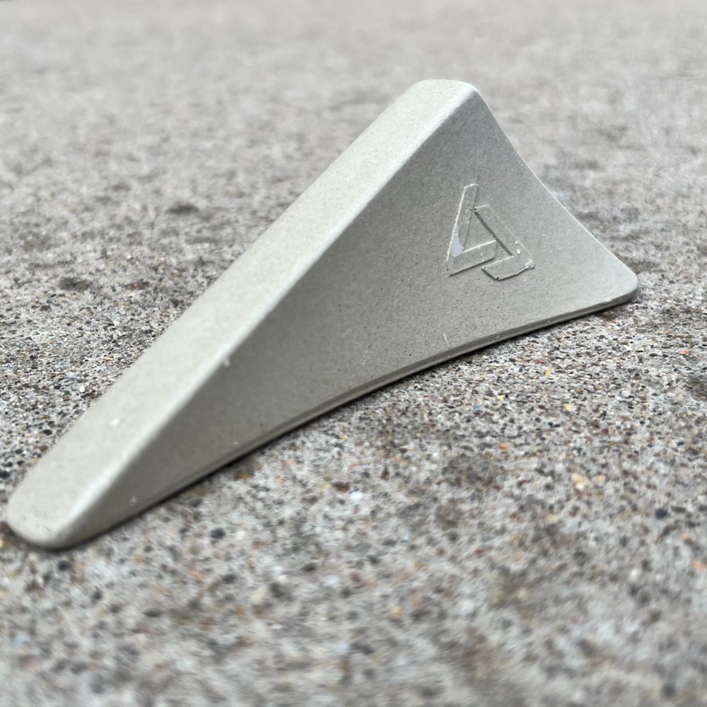 Level Ledges Fingerboard Ramp - Pole Jam