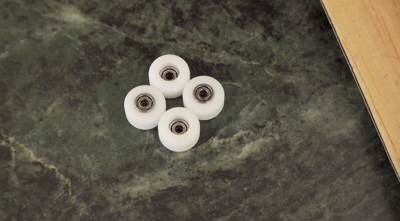 FlatFace Fingerboard G9-T Dual Bearing Wheels - White