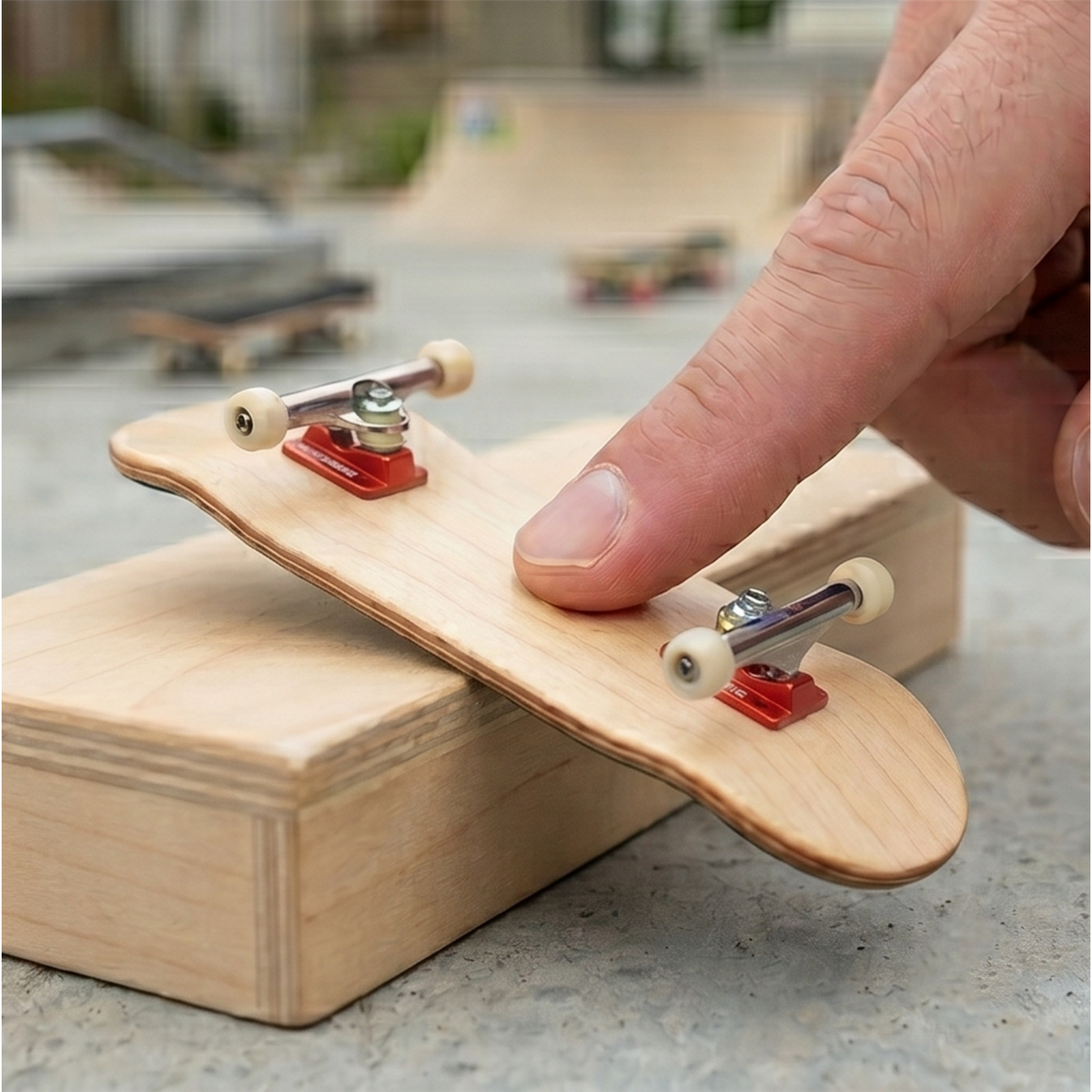 Dynamic Fingerboard Dual Bearing Trucks - 34mm
