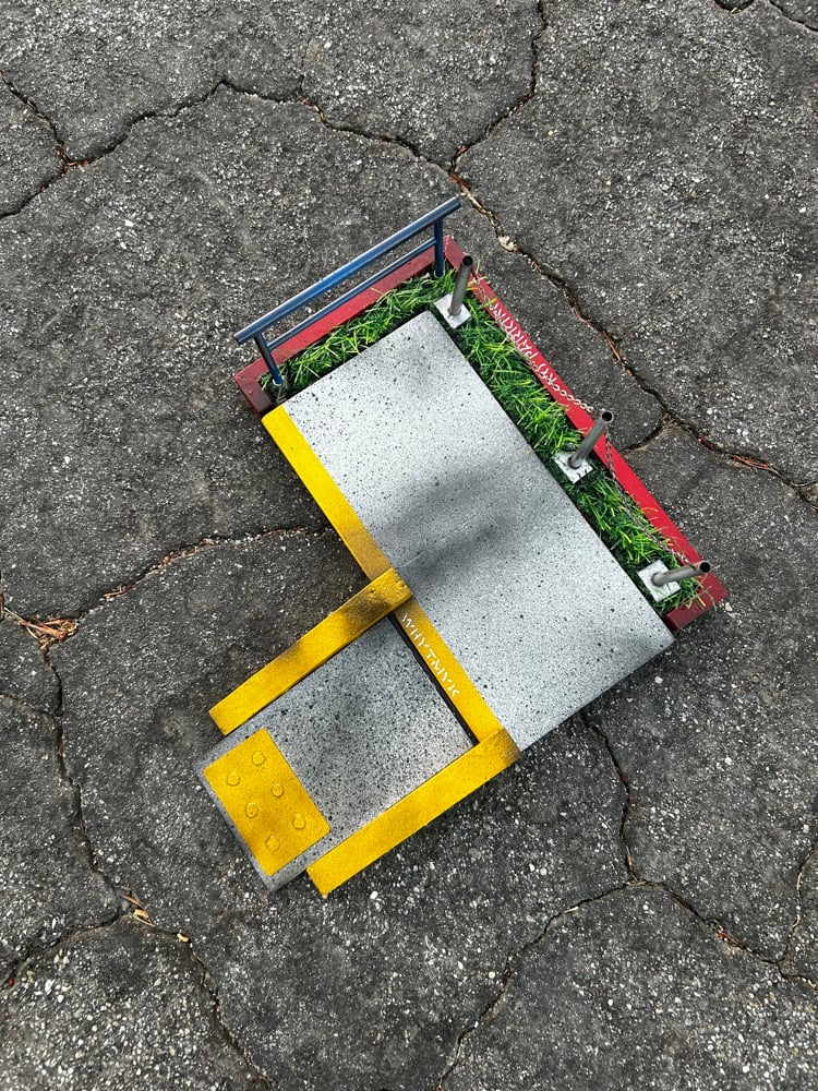 WhytMykConcrete Fingerboard Ramp - The Spot