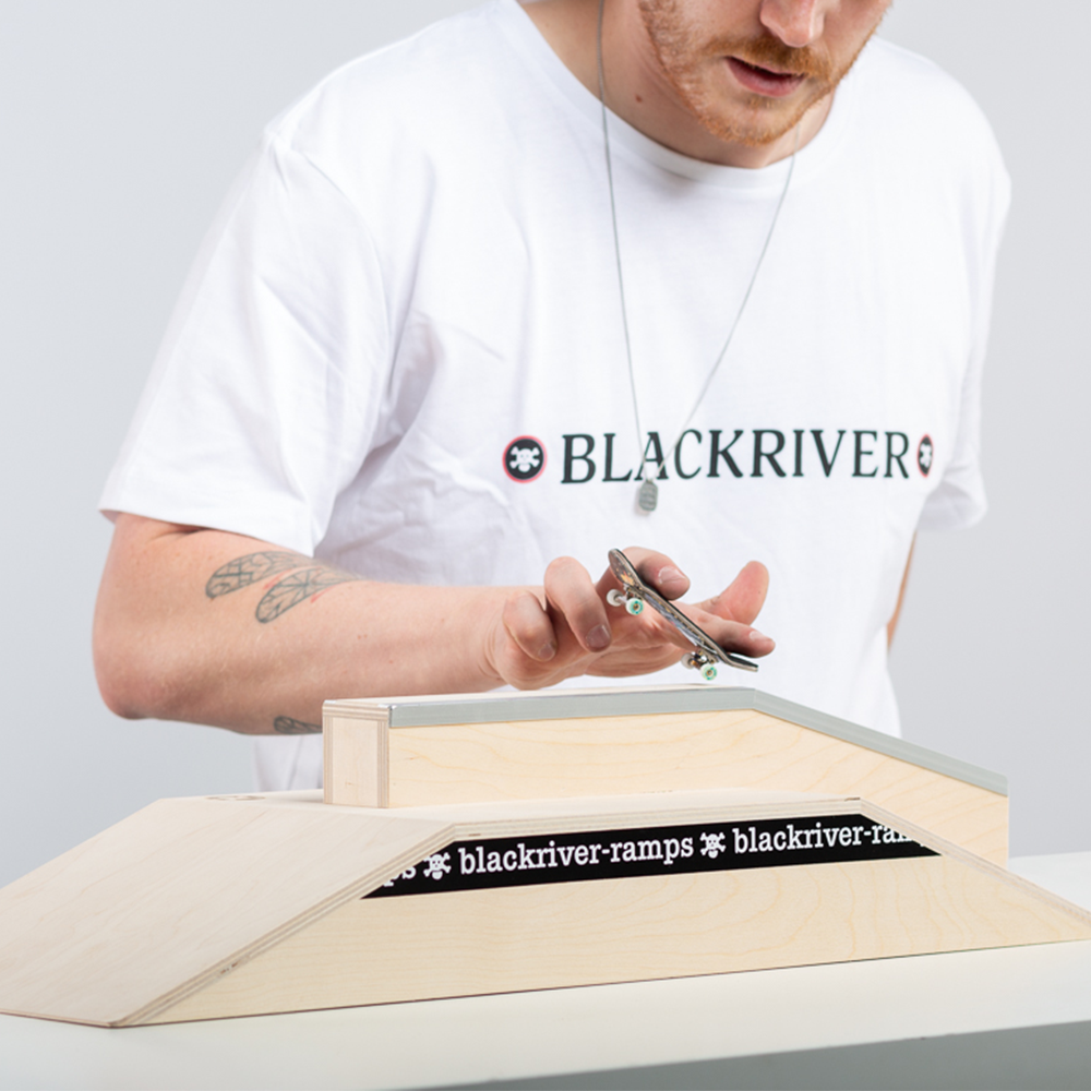 Blackriver Fingerboard Ramps - Funbox Ledge